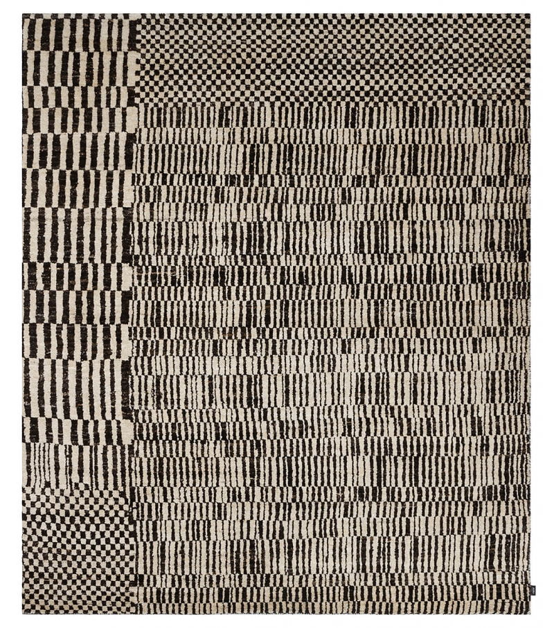 One Of A Kind Amini Alfombra