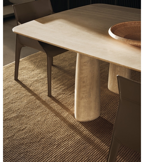 Monolith Poliform Tisch