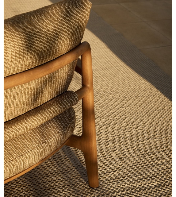 Magnolia Poliform Armchair