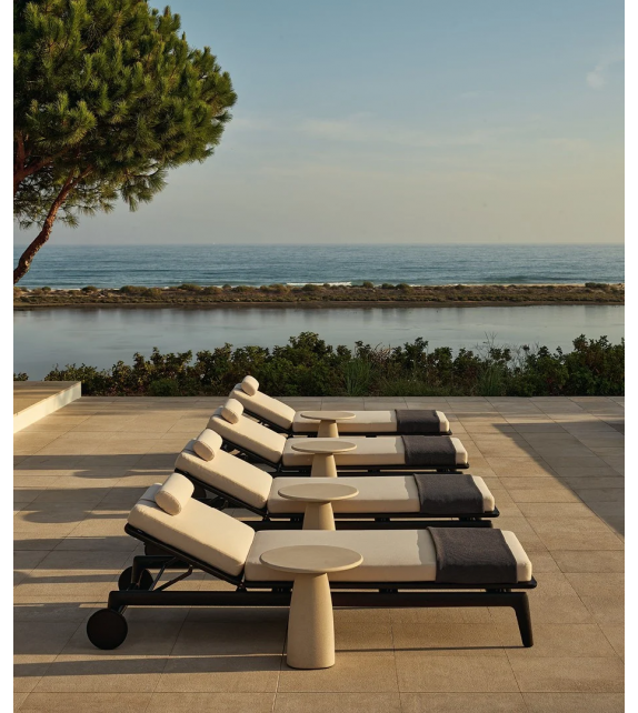 Strata Poliform Coffee Table