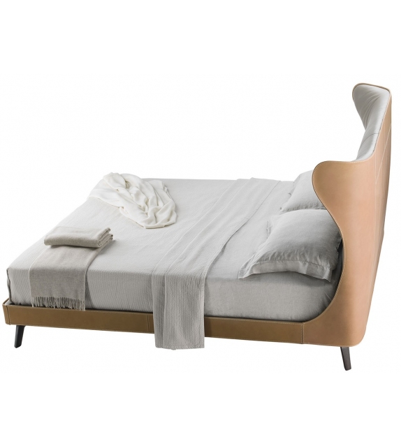 Mamy Blue Cama Poltrona Frau