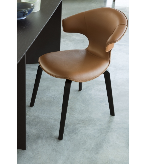 Montera Poltrona Frau Small Armchair