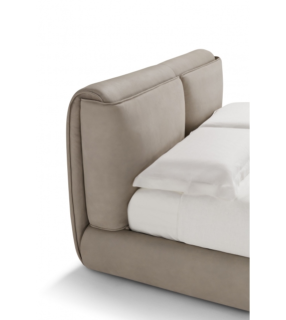 Pillow Conte Casa Bed