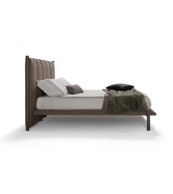 Levante Conte Casa Bed