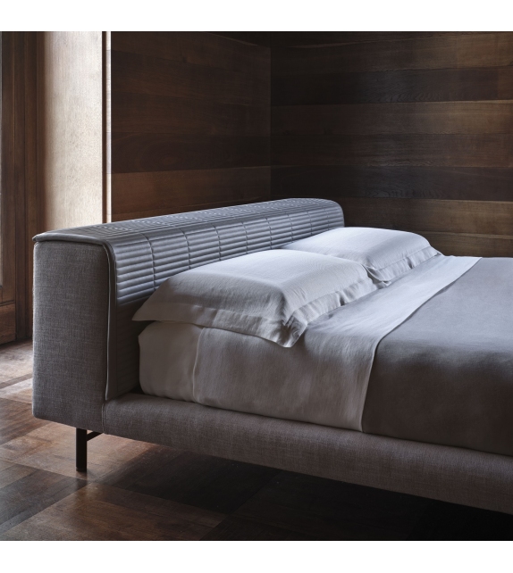 Cricket Conte Casa Bed