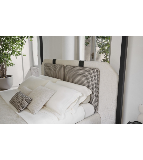 Karl Conte Casa Bett