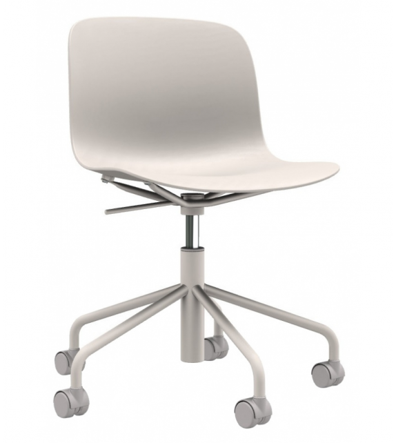 Troy Chair Magis Swivel Chair on 5 Wheels