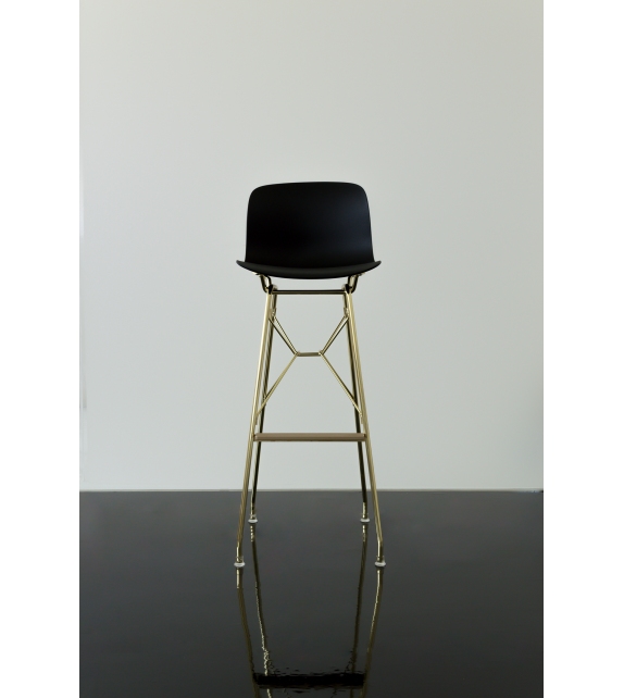 Troy Wireframe Magis Hocker