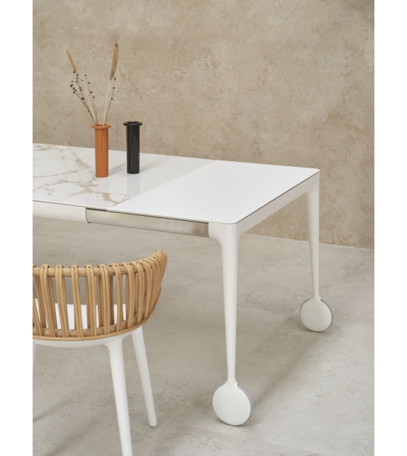 Big Will Magis Extensible Table