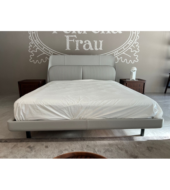 Pronta consegna - Coupé Poltrona Frau Letto