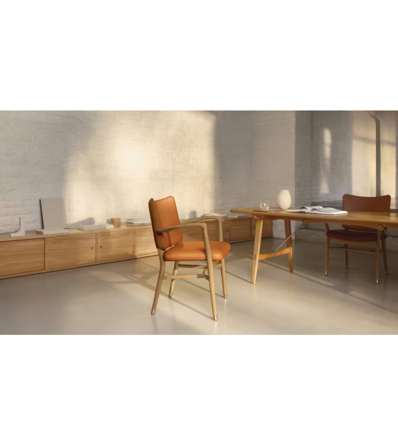 VLA61 Monarch Chair Carl Hansen & Søn Sedia