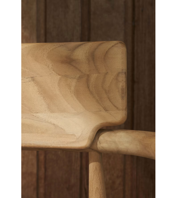 E008 Embrace Carl Hansen & Søn Sedia