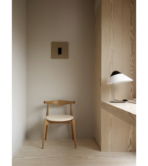 RF200 Petal Lamp Carl Hansen & Søn Tischlampe