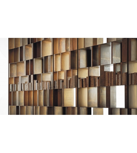 Bistrot Henge Bookshelf