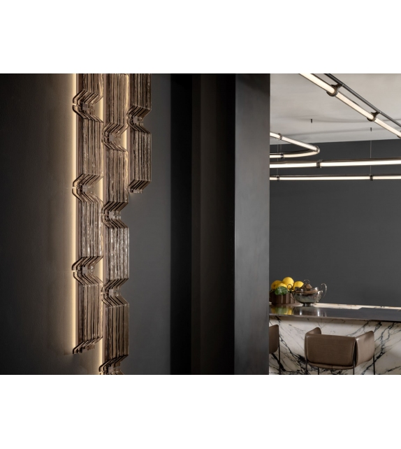 Vibe Henge Wall Lamp