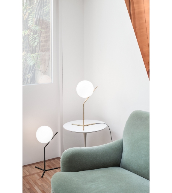 IC T1 High Flos Tischleuchte