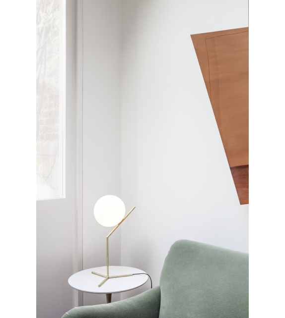 IC T1 High Flos Tischleuchte