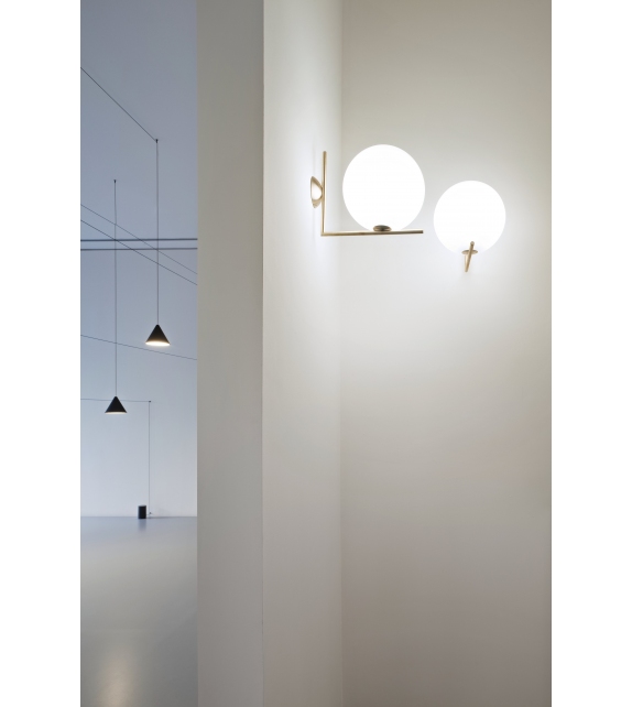 IC C/W2 Flos Applique