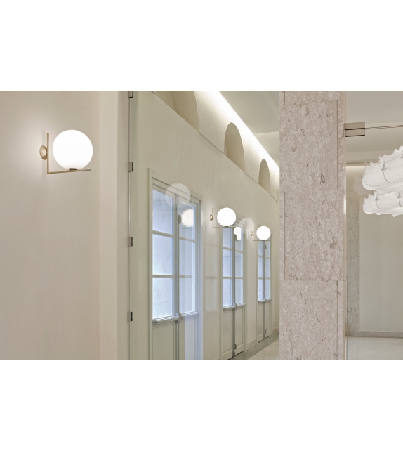 IC C/W2 Flos Wall Lamp