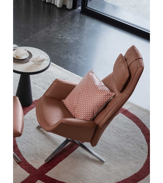 Downtown Lounge Poltrona Frau Armchair