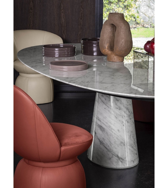 Leplì Poltrona Frau Chair