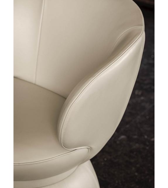 Leplì Poltrona Frau Armstuhl