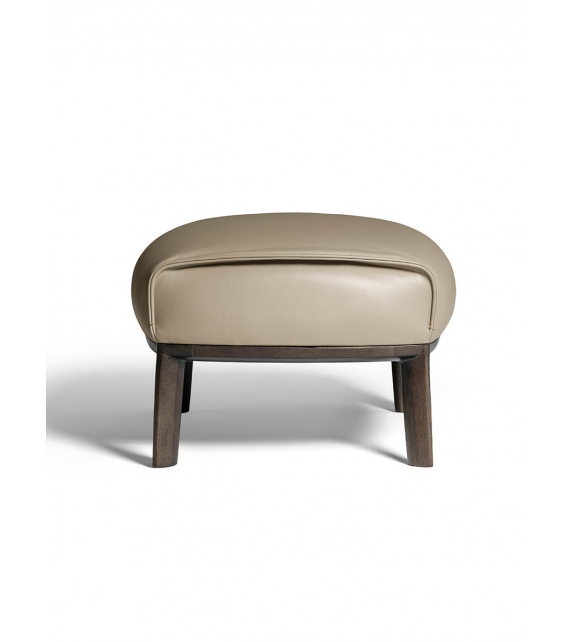 Archibald Poltrona Frau Puf con Base en Madera