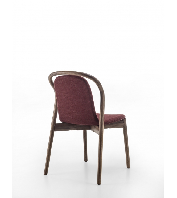 Petra Porada Chair