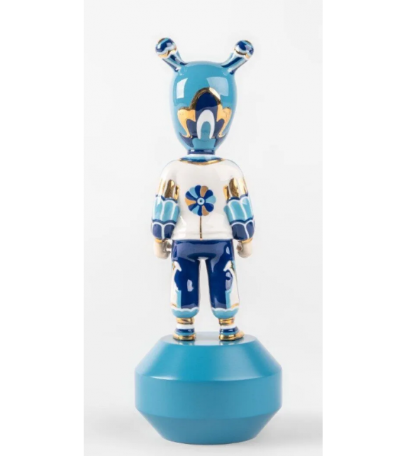 The Guest by Kzeng Jiang Little Sculpture Lladró