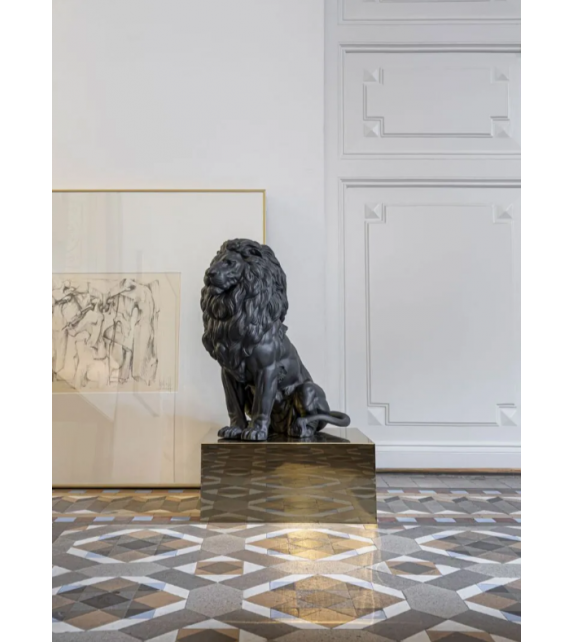 Majestic Lion Lladró Sculpture