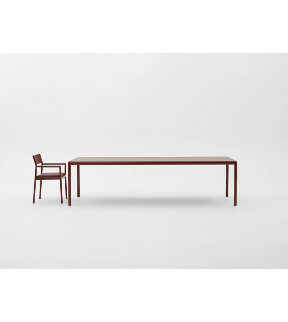 Passage Outdoor Kettal Table