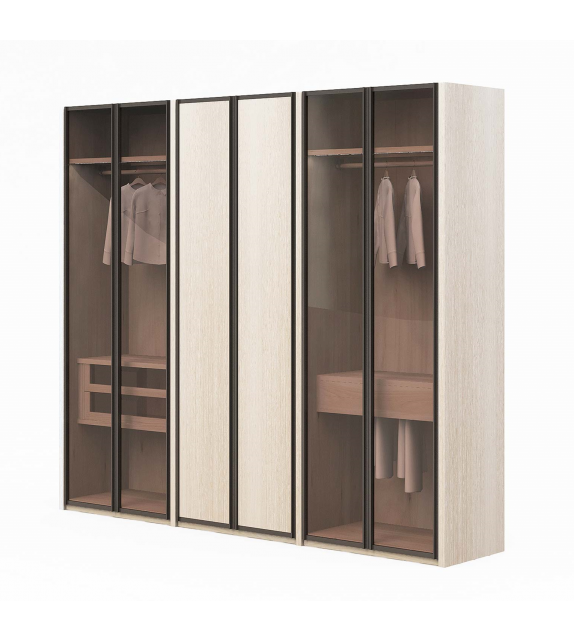 Riga Armoire Riva 1920