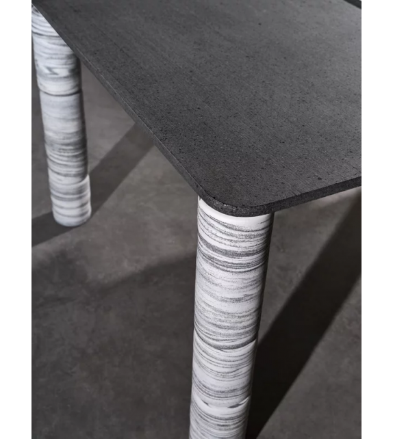 Brick Table Gervasoni