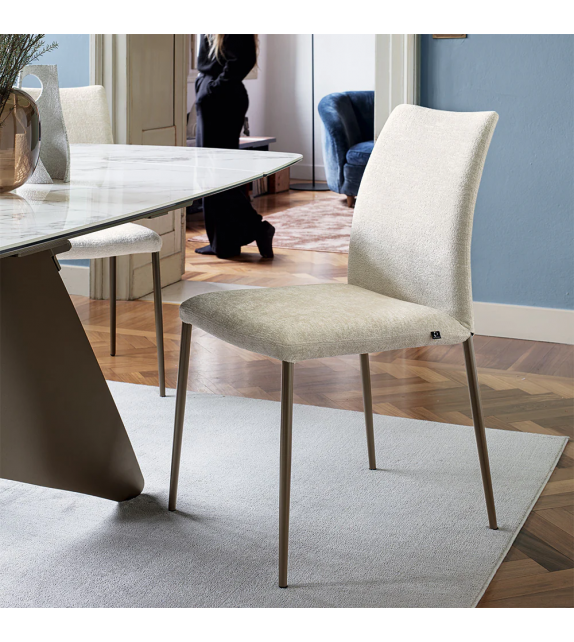 Atlas Chaise Connubia