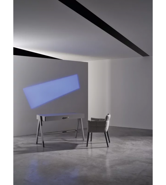 Mae Gervasoni Sillón