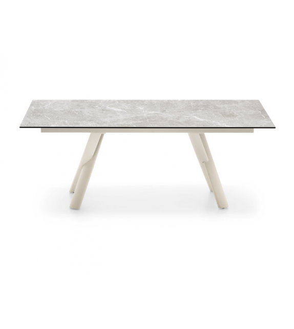 Master Table Connubia