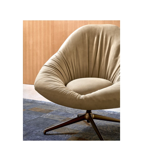 Bacio Riflessi Armchair