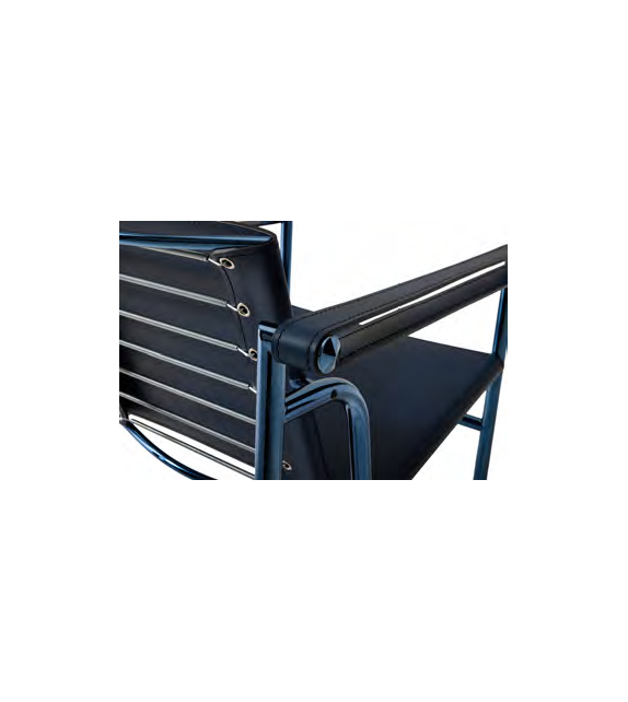 1 Fauteuil Dossier Basculant, 60 Cassina Sillón