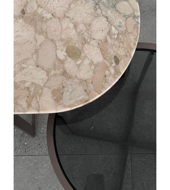 Ready for shipping - Rialto Rimadesio Coffee Table