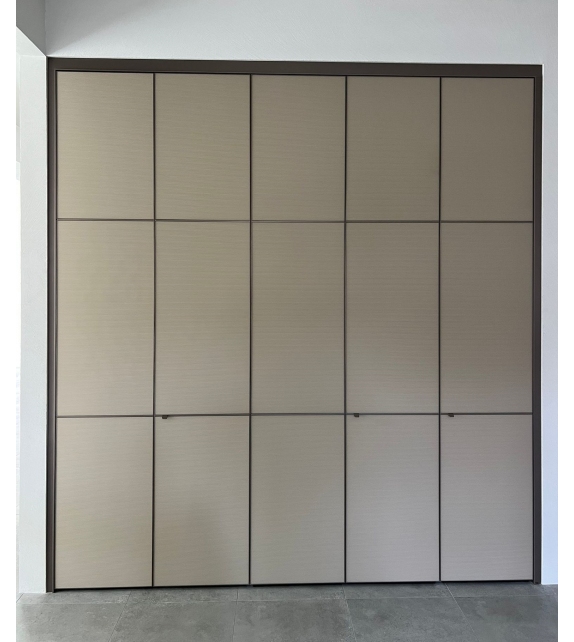 Listo para entregar - Cover Freestanding Rimadesio Armario