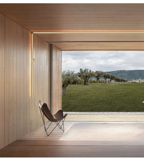 The Glowing Track Flos Lamp