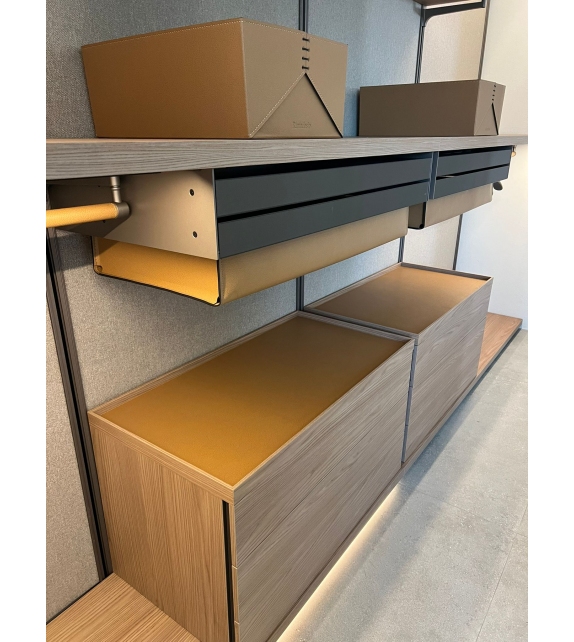 Ready for shipping - Dress Bold Rimadesio Walk-in Closet