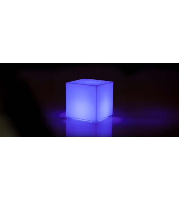 Jut Vondom Floor Lamp