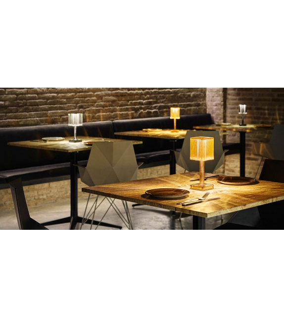 Gatsby Prisma Vondom Table Lamp