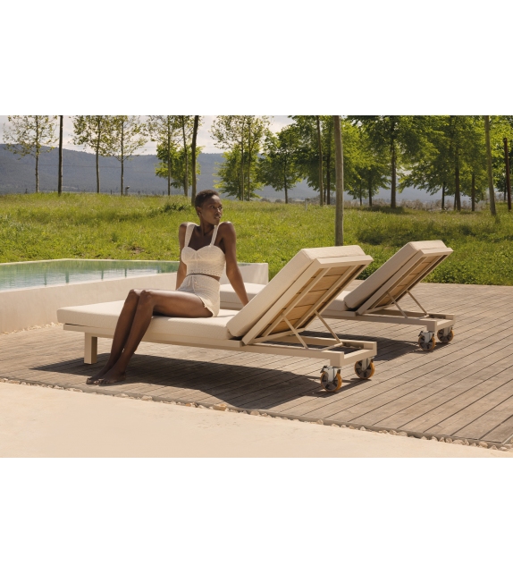 Vineyard Vondom Lounge Chair