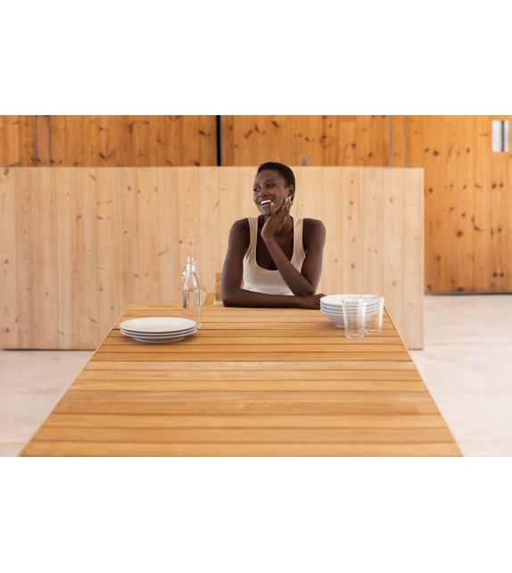 Vineyard Vondom Table