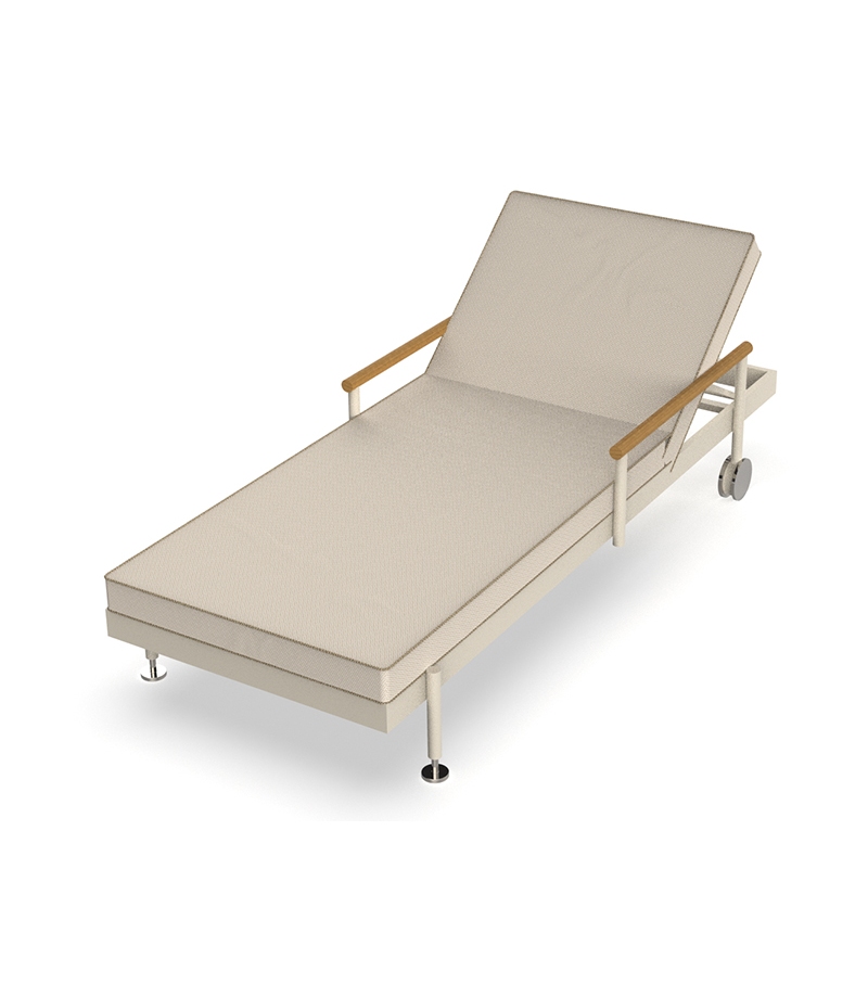 Hamptons Vondom Sun Lounger