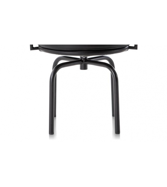 7 Fauteuil Tournant Cassina