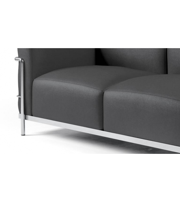 3 Fauteuil Grand Confort, Grand Modèle, Trois Places Cassina Sofá