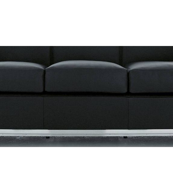 2 Fauteuil Grand Confort, Petit Modèle, Trois Places Cassina Canapé